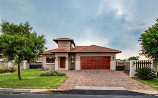 3 Bedroom House in La Como Lifestyle Estate
