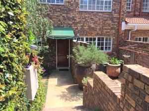 3 Bed Townhouse in River Club
