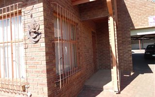 4 Bedroom House in Newcastle Central