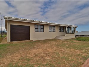 4 Bed House in Hartenbos