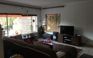 3 Bedroom House in Bramley