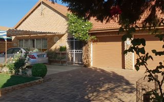 3 Bedroom House in Mafikeng