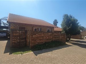 3 Bed Townhouse in Erasmuskloof