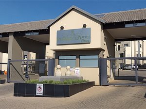 2 Bed Apartment in Ruimsig