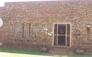 3 Bedroom House in Hennenman
