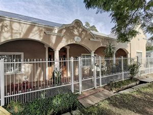 4 Bed House in Cradock