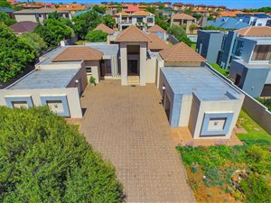 4 Bed House in Meyersdal Eco Estate