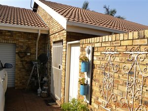 3 Bed House in Montana Park