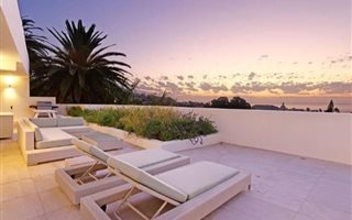 3 Bedroom Apartment in Camps Bay