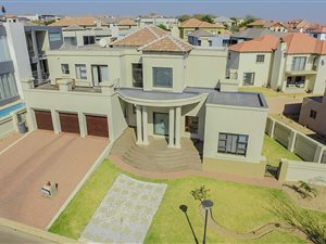 4 Bed House in Valleyview Estate