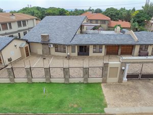 4 Bedroom House in Alberante