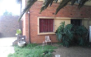 3 Bedroom House in Crown Gardens