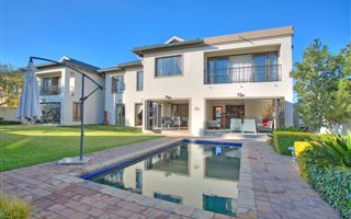 5 Bedroom Cluster in Summerset