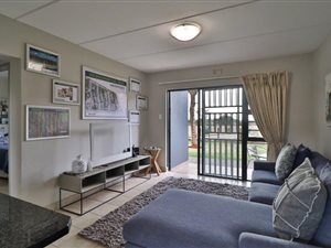 2 Bed Apartment in Pretorius Park