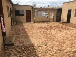 2 Bed House in Ivory Park