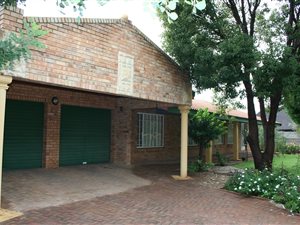3 Bed House in Vaalpark