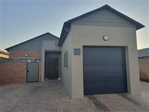 2 Bed Townhouse in Retire at Midstream