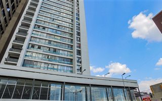 1 Bedroom Apartment in Johannesburg Central