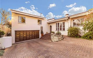 5 Bedroom House in Parkmore