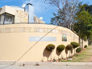 2 Bed Duplex in Melrose North