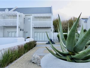 3 Bed House in Steenberg