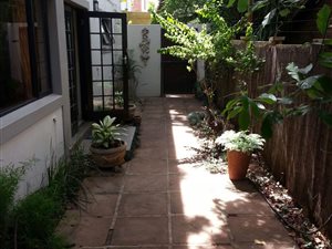 1 Bedroom Garden Cottage in Prestondale