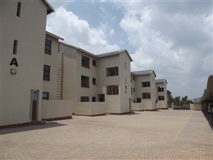 2 Bed Apartment in Rayton