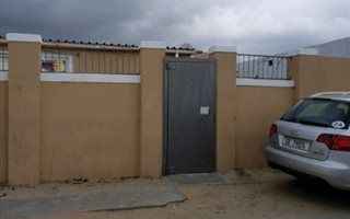 8 Bedroom House in Capricorn