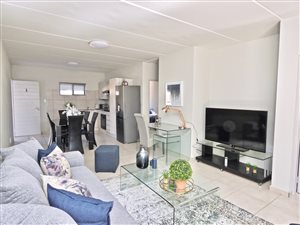 2 Bed Apartment in Brentwood