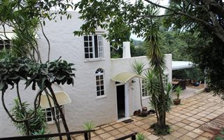 3 Bedroom House in Waterfall