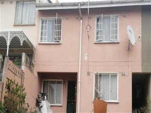 3 Bed Townhouse in Longcroft
