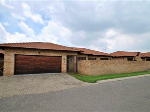 3 Bed Cluster in Newmarket Park