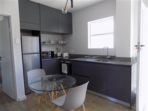2 Bed Apartment in Rondebosch