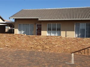 3 Bed Cluster in Ormonde