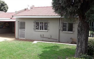 1 Bedroom Apartment in Bedfordview
