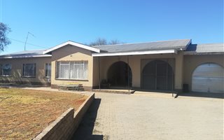 3 Bedroom House in Delportshoop