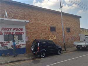 700 m² Retail Space in Booysens