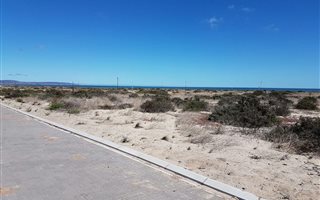 770 m² Land available in Laaiplek