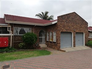 3 Bed Townhouse in Birchleigh