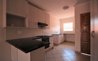 3 Bedroom Apartment in Silver Lakes