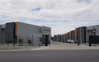 427 m² Industrial space in Brackenfell Industrial