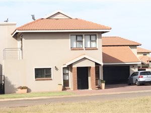 3 Bed House in Monavoni
