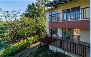 3 Bedroom Duplex in Chiltern Hills