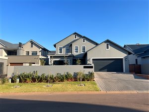 3 Bed House in Golden Fields Estate