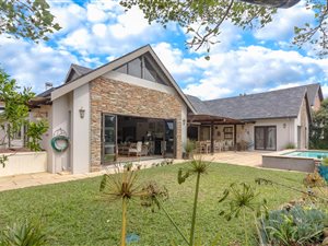 4 Bed House in Cotswold Downs Estate