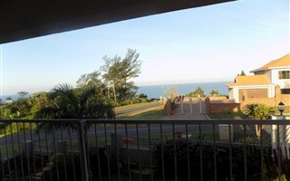 3 Bedroom Apartment in Tinley Manor and surrounds