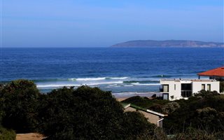 5 Bedroom House in Keurboomstrand