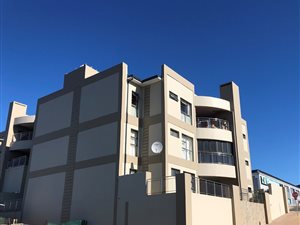 3 Bed Apartment in Mossel Bay Central