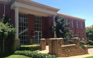 126 m² Commercial space in Inanda