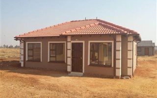 2 Bedroom House in Modderbee
